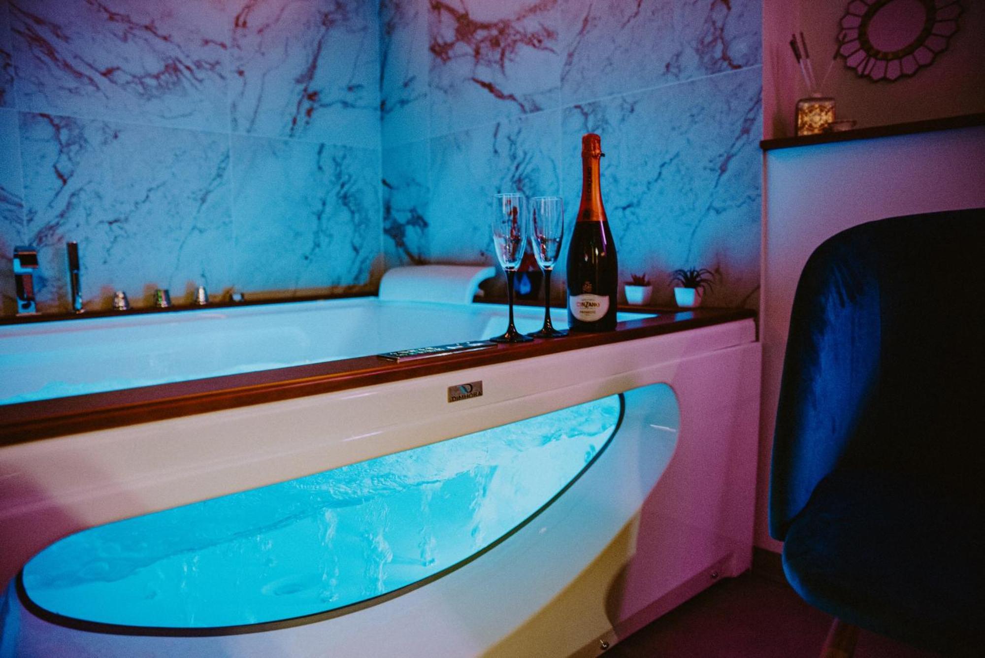 Atanasia Suite อาชิเรอาเล ภายนอก รูปภาพ